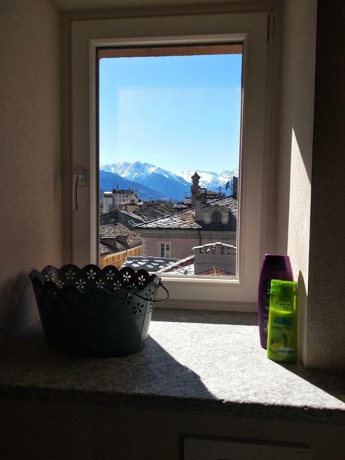 Maison Soleil - Mansarda Apartment Aosta